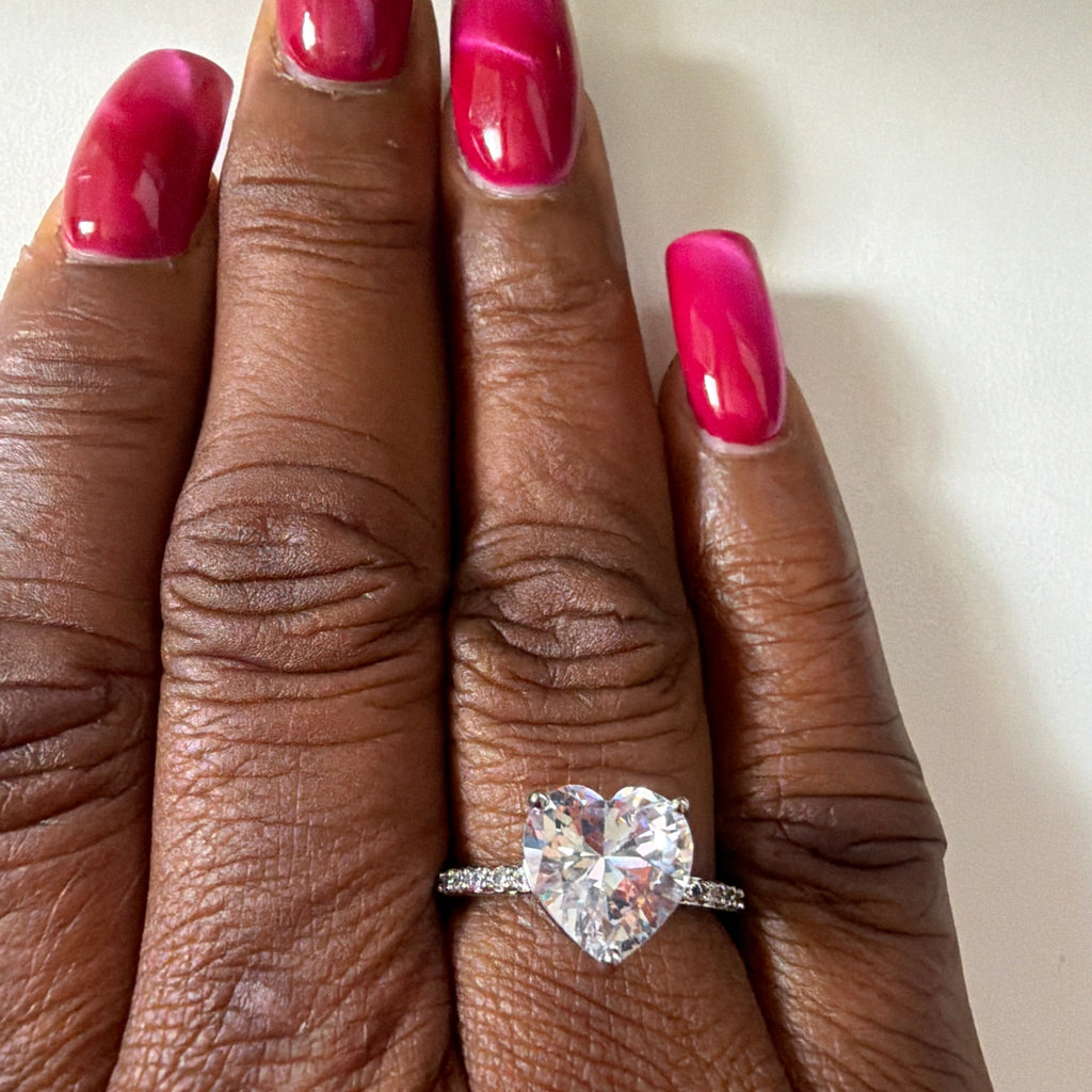 blinging heart ring