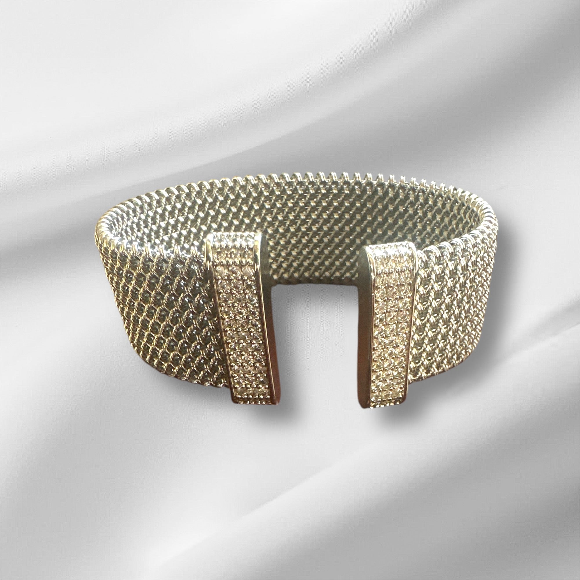 The flex brass bracelet