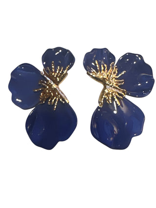 Petal studs