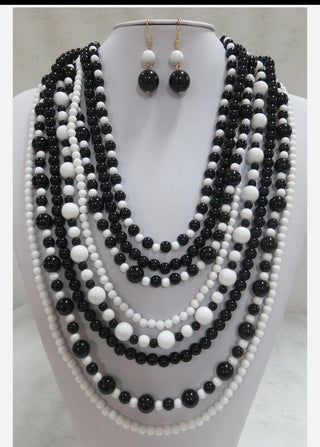 different dimension pearl necklace