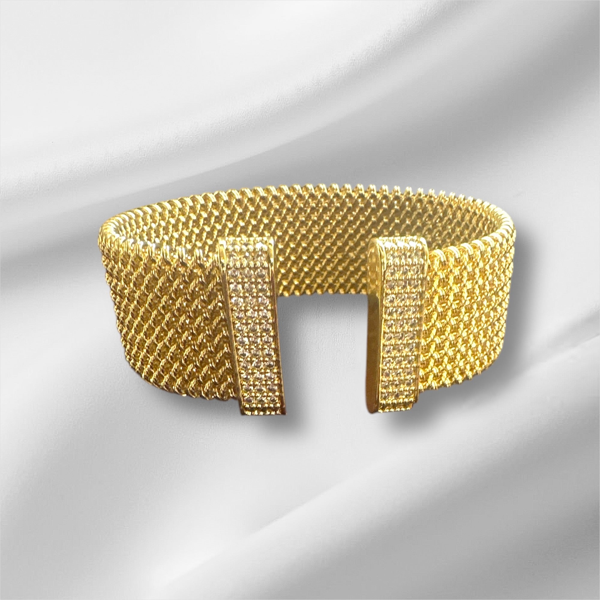The flex brass bracelet