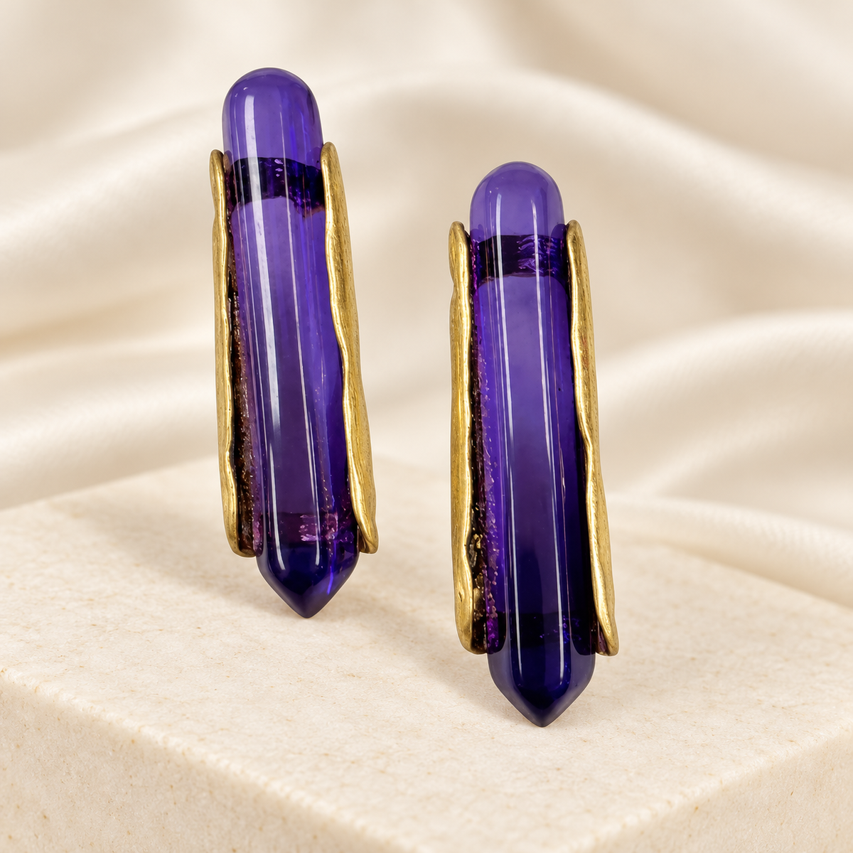 The edge earrings