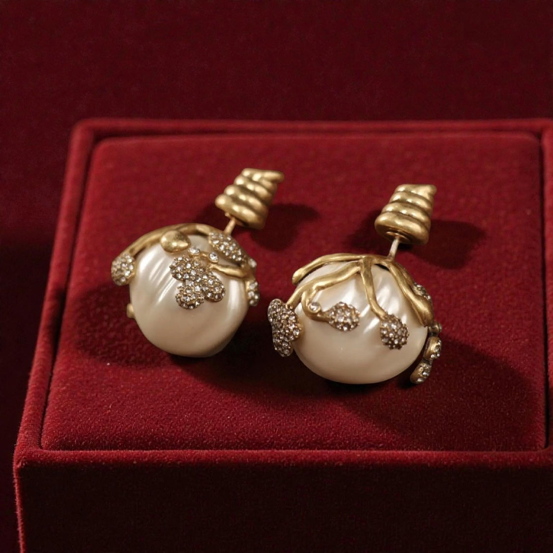 Baroque Pearl studs
