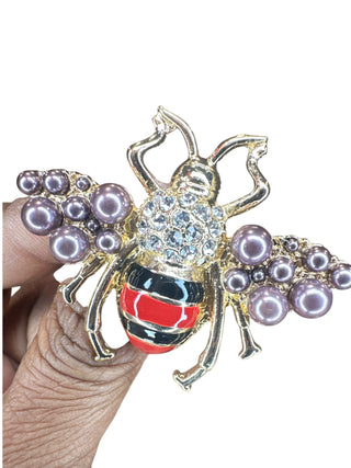 Pearls Bee Majestic