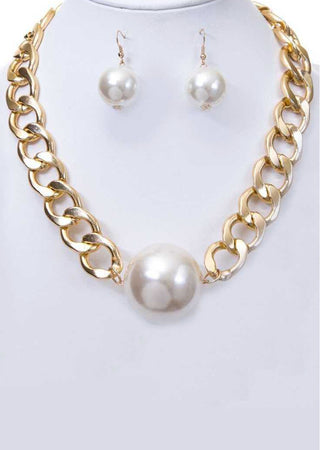 chunky chain pearl necklace