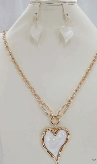 feel the beat heart necklace