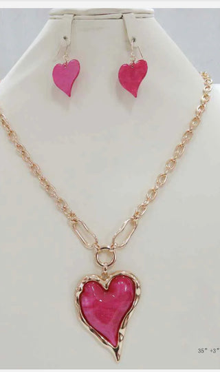 feel the beat heart necklace