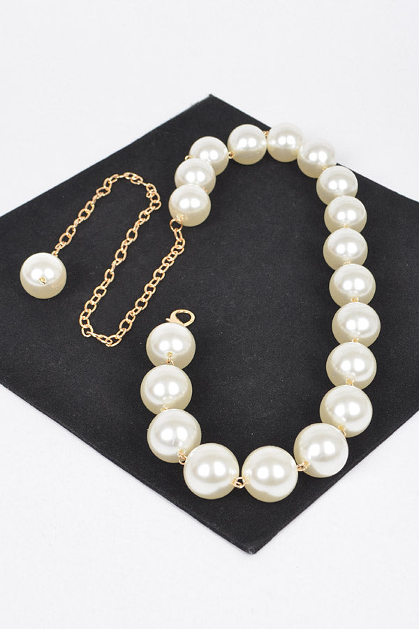 oversized pearl belt